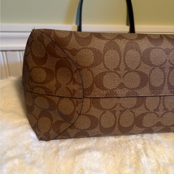 Coach Halloween Signature Bag - Picture 3 of 6